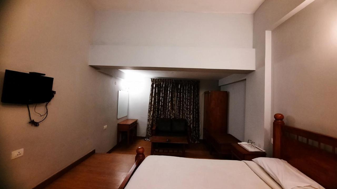 Raahat Inn קודאיקנאל מראה חיצוני תמונה